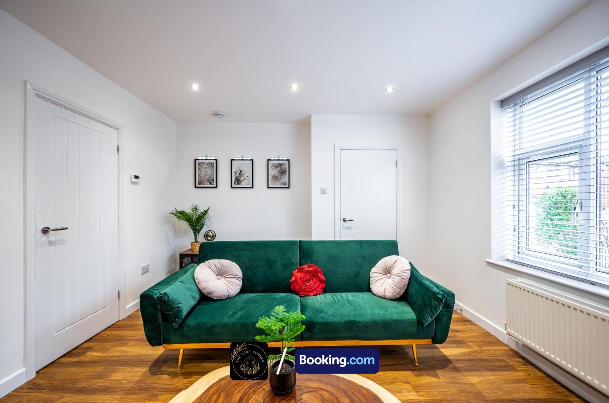 Cosy 3-Bed House, Garden & Free Parking In Stretford Διαμέρισμα Μάντσεστερ Εξωτερικό φωτογραφία