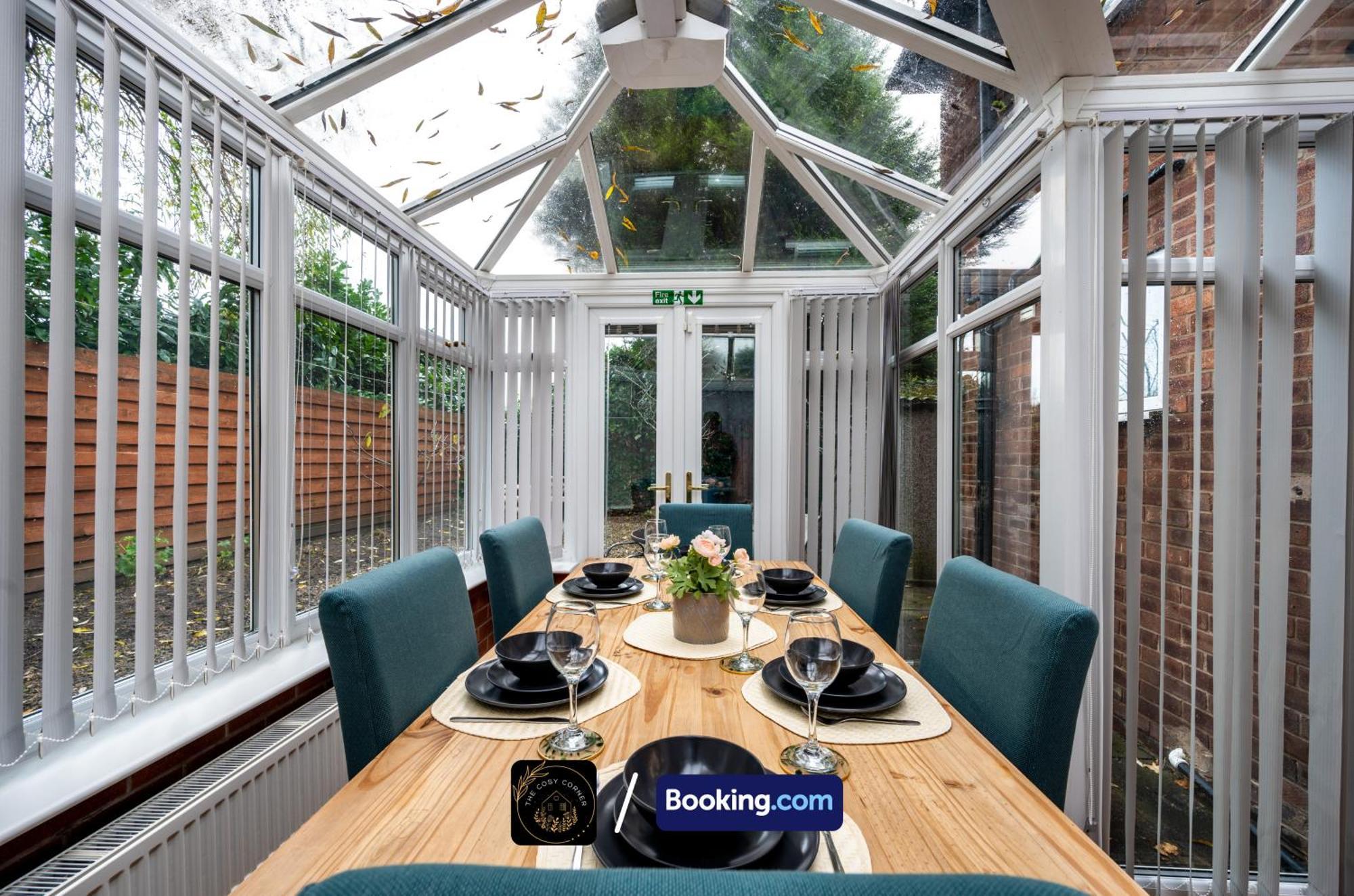 Cosy 3-Bed House, Garden & Free Parking In Stretford Διαμέρισμα Μάντσεστερ Εξωτερικό φωτογραφία