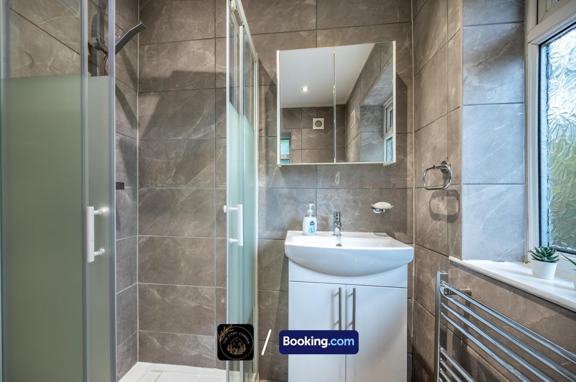 Cosy 3-Bed House, Garden & Free Parking In Stretford Διαμέρισμα Μάντσεστερ Εξωτερικό φωτογραφία