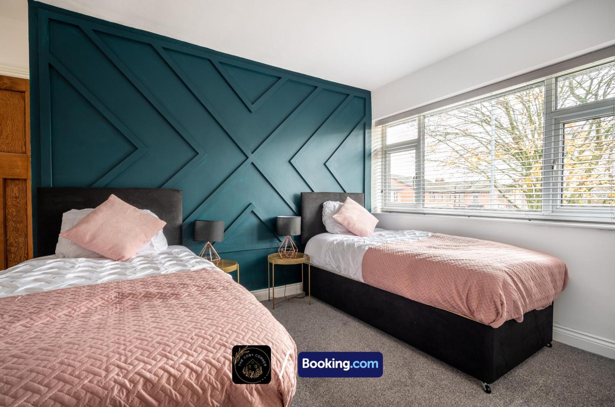 Cosy 3-Bed House, Garden & Free Parking In Stretford Διαμέρισμα Μάντσεστερ Εξωτερικό φωτογραφία